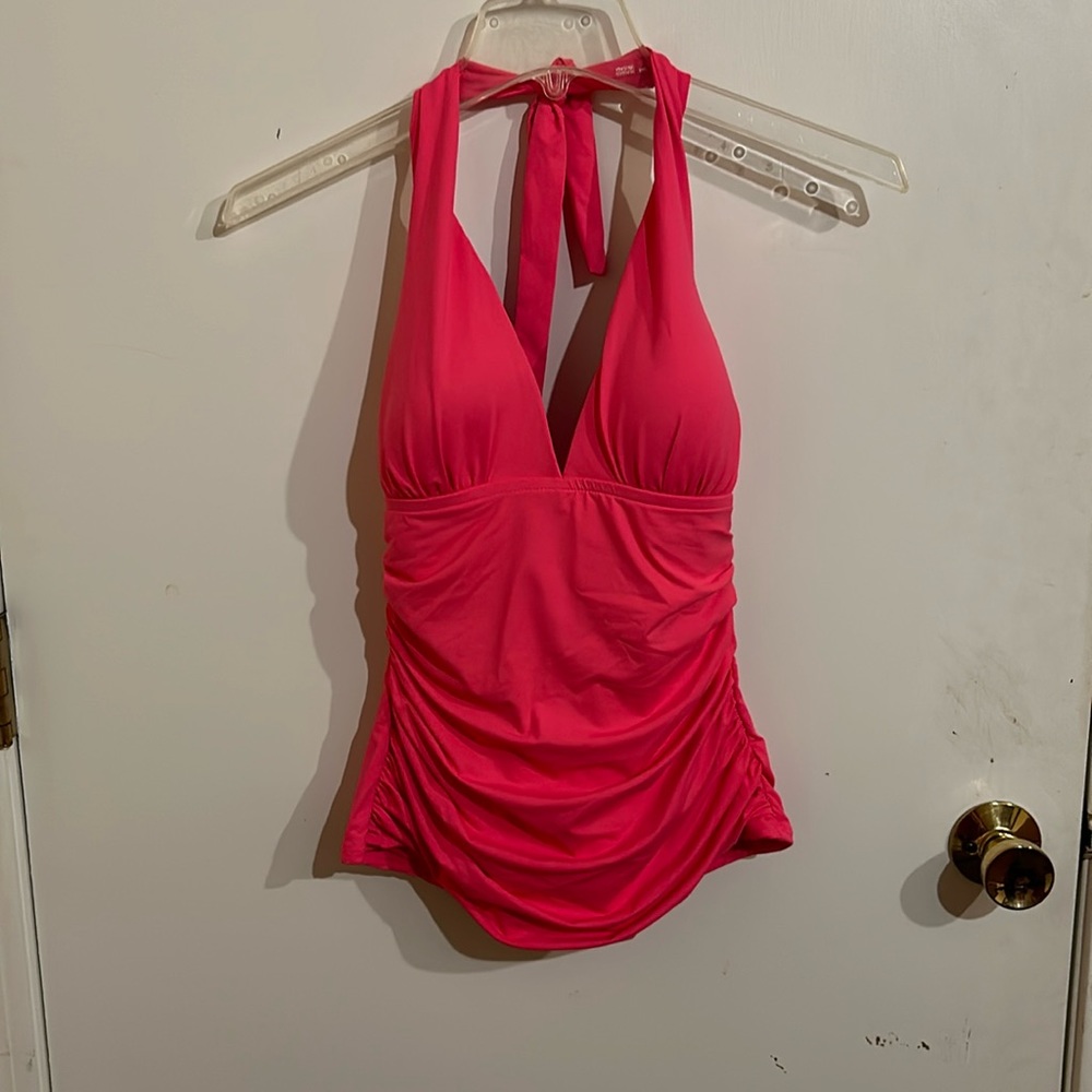 Women’s bath suit tankini top